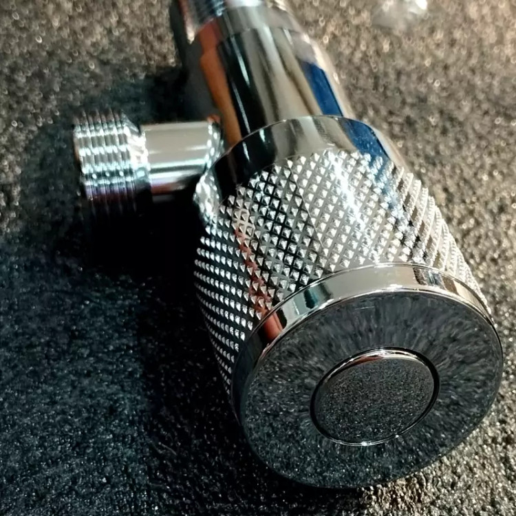 شیر پیسوار نصب شده در یک موتورخانه مرکزی