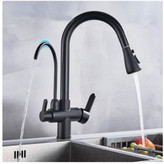 شیر PING نصب شده کنار سینک