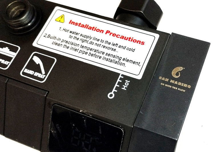 نمای کلی علم دوش پیانویی SAN MARINO PianoLuxe 4D