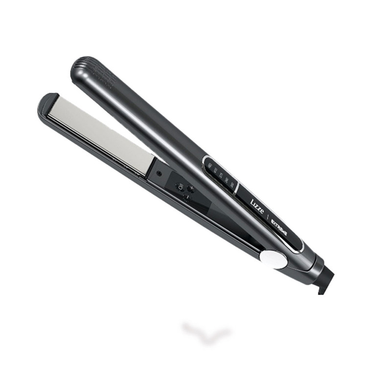 نمای نزدیک از صفحه نمایش دیجیتال اتو مو Lizze Extreme برای تنظیم دقیق دما