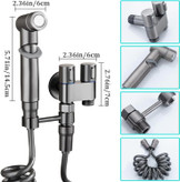 طراحی شاتاف در شرایط نوری و نمای خاکستری مات