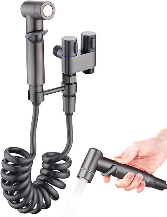 شاتاف توالت فرنگی دیکالان نصب شده در سرویس بهداشتی خاکستری