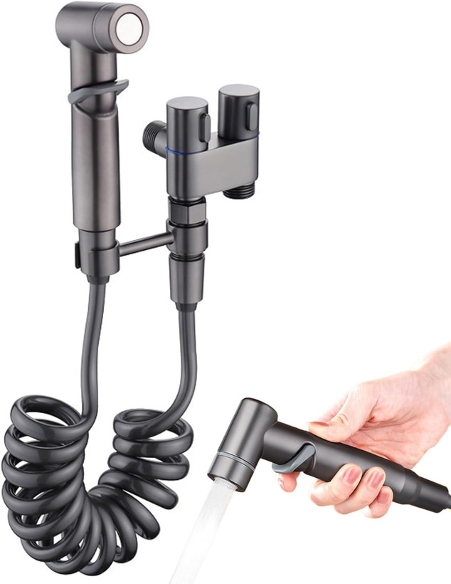 شاتاف دیکالان خاکستری دو خروجی نصبشده کنار توالت فرنگی