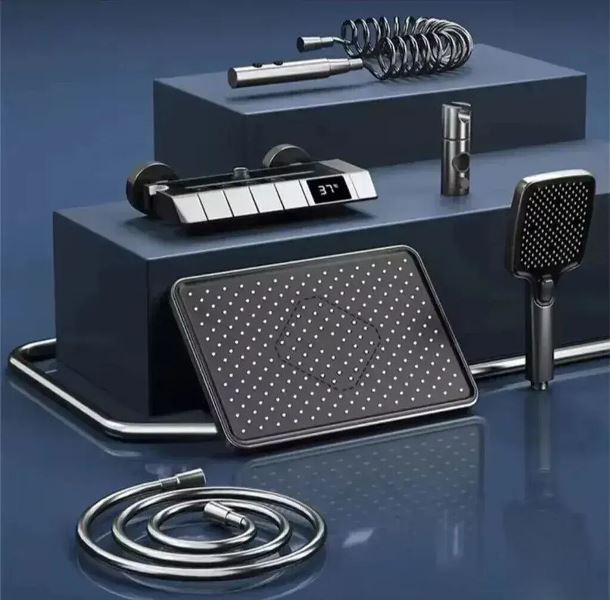 دوش دیجیتال مدرن سان مارینو مدل 0003G با رنگ تیتانیومی در حمام مدرن