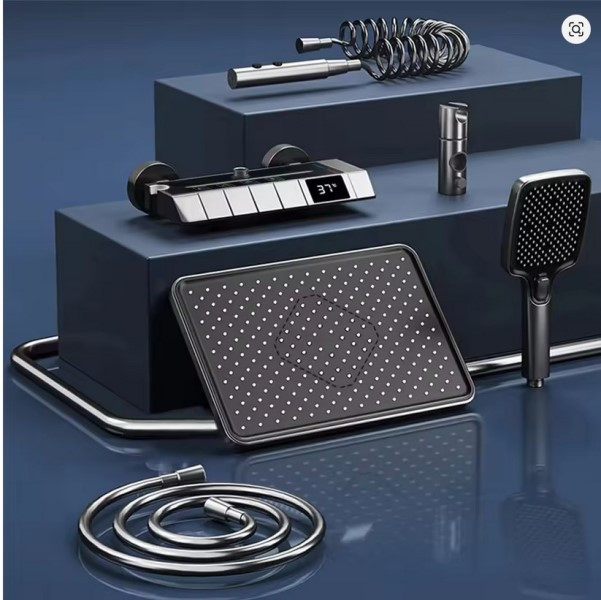 دوش دیجیتال سان مارینو در کنار وان و سرویس بهداشتی