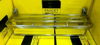 دکوراسیون شیک و مدرن حمام با ست دوش آلماپرو