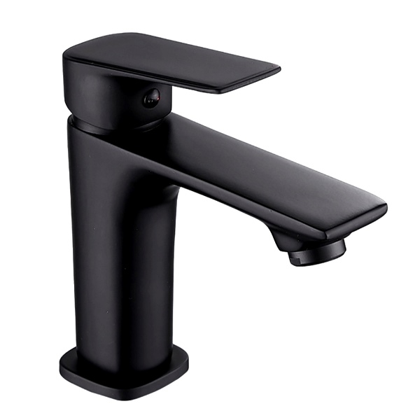 دوش حمام پیانویی مشکی مات با روکش ضد لک، جلوه‌ای خاص و ماندگار در آشپزخانه بهداشتی.