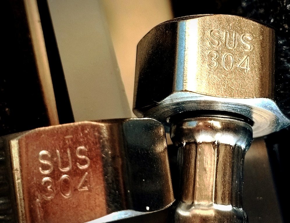 سینک استیل مقاوم SUS304 با طراحی آبشاری