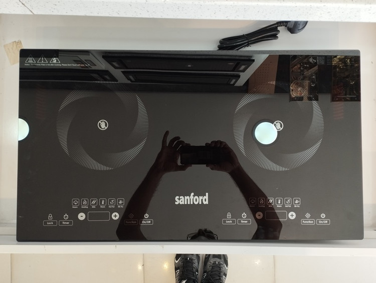 اجاق برقی مادون قرمز دو شعله سنفورد SF5194IC