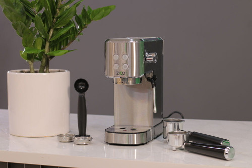 نمای پشتی دستگاه اسپرسو ساز ZICO ZC-6065 و محل اتصال سیم برق