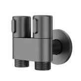 نمای نزدیک از دو خروجی مجزا برای وصل همزمان دو وسیله