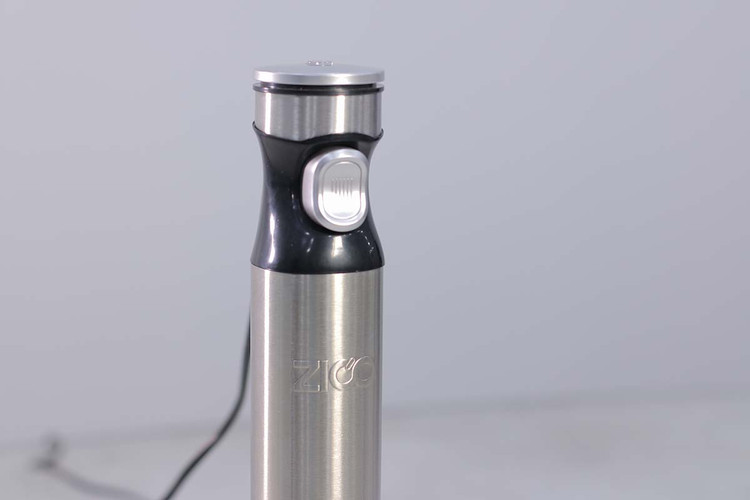 نمای نزدیک از تیغههای مقاوم ZC-7060